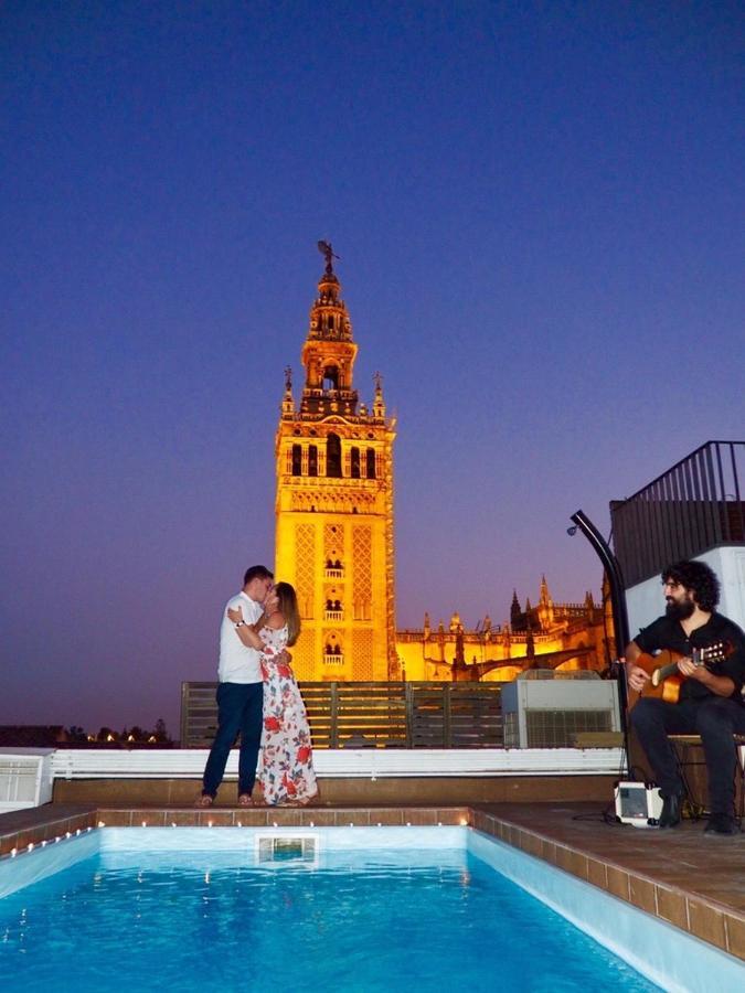 Cathedral Apartment, First Floor Seville Exterior photo